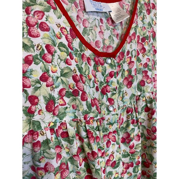 Ashley Taylor Intimates Plus Strawberry Print Button Up Mumu Nightgown Size 1X - Picture 13 of 14